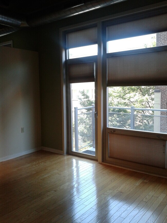 Foto del edificio - 113 N Bread St