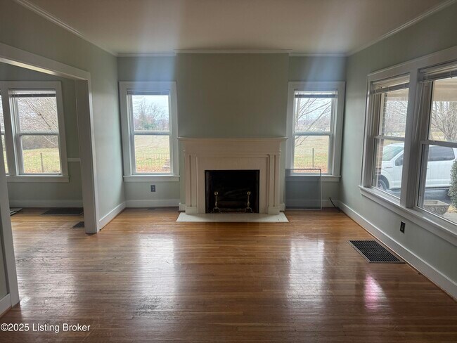 Foto del edificio - 2167 Eminence