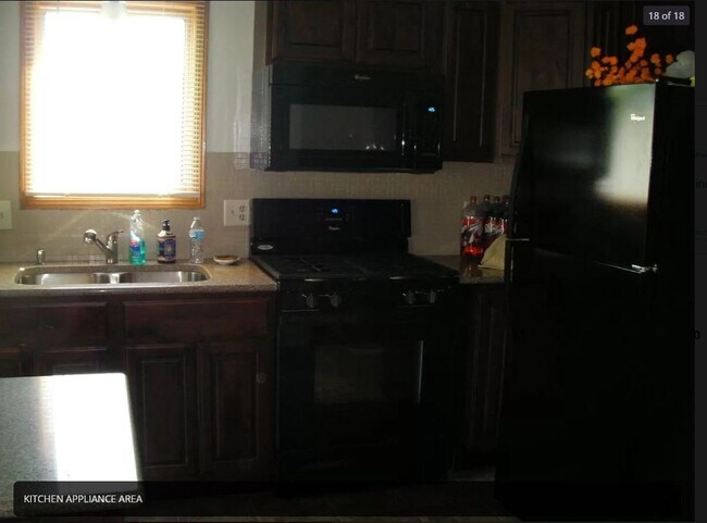 Foto del edificio - 1763 22nd Ave