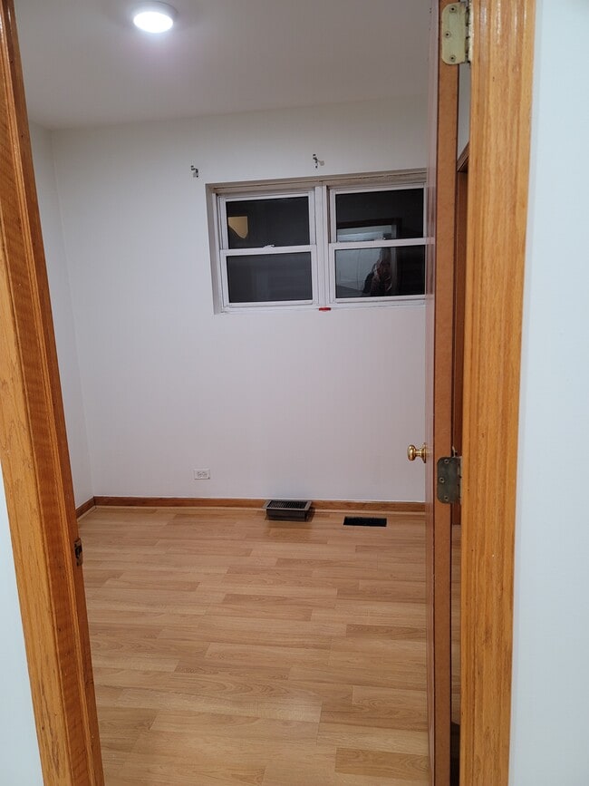 Building Photo - 1719 S Ruble St