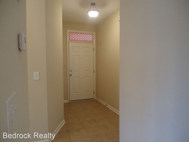 Building Photo - 2 br, 2 bath House - 2645 McArthur Landing...