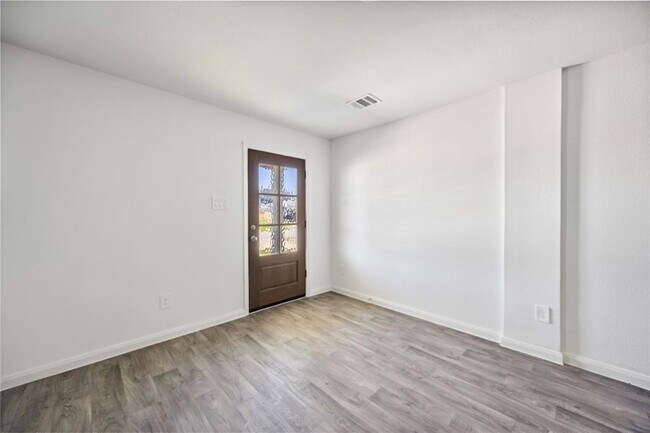 Building Photo - 16515 Jasmine Marie Pl