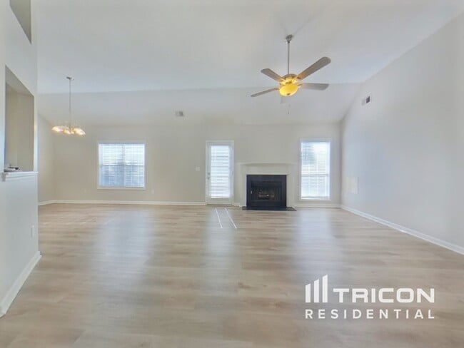 Building Photo - 207 Turtle Cv