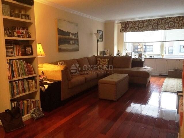 Foto principal - 401 E 86th St