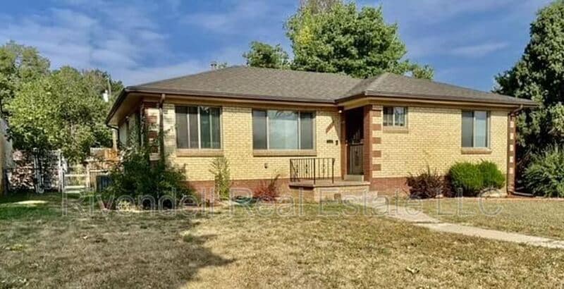 Primary Photo - 2391 Jamaica St