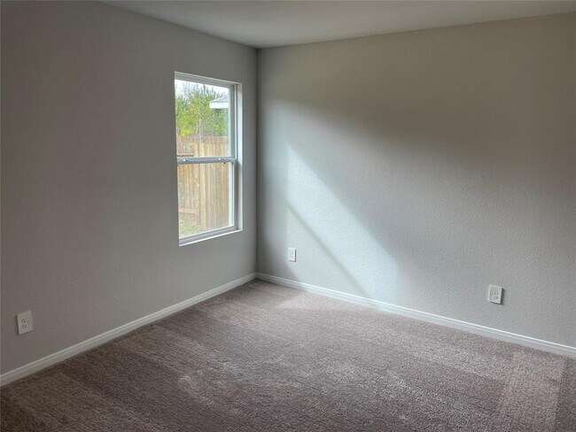 Building Photo - 356 Rd 5138