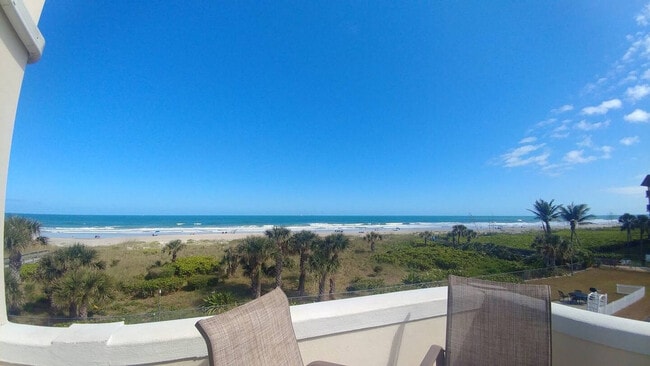 Building Photo - 8600 Ridgewood Ave