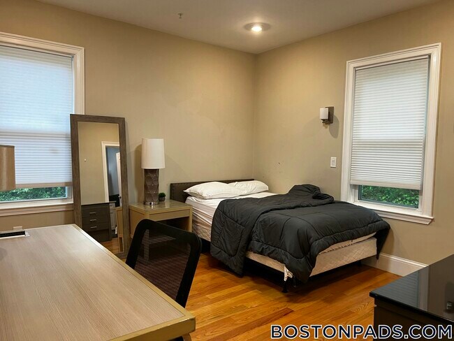 Foto del edificio - 1778 Commonwealth Ave