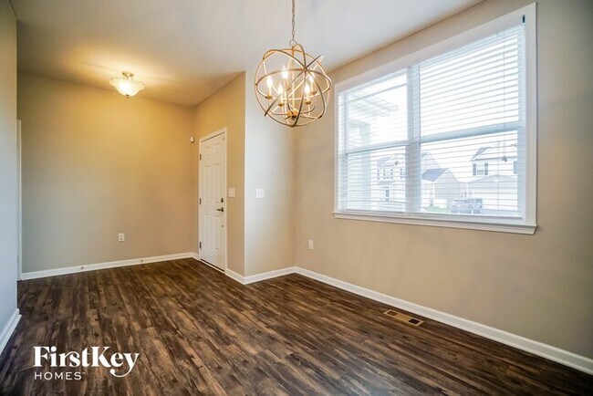 Building Photo - 5946 Ballydugan Dr