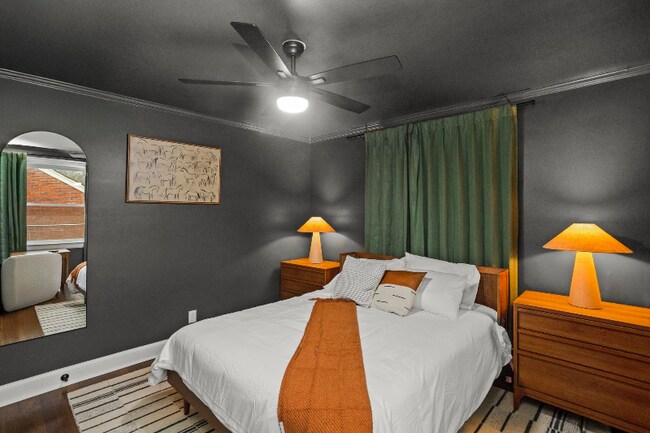 Foto del edificio - 2314 Deerwood Rd