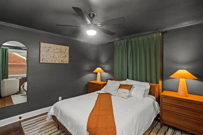 Photo - 2314 Deerwood Rd House