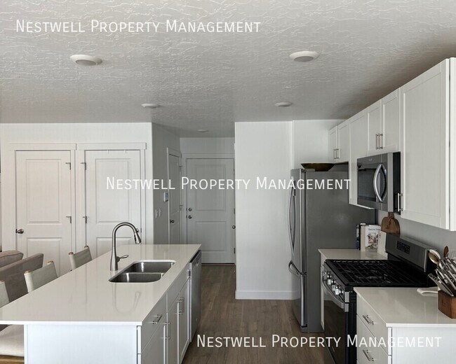 Building Photo - 3911 W 860 N