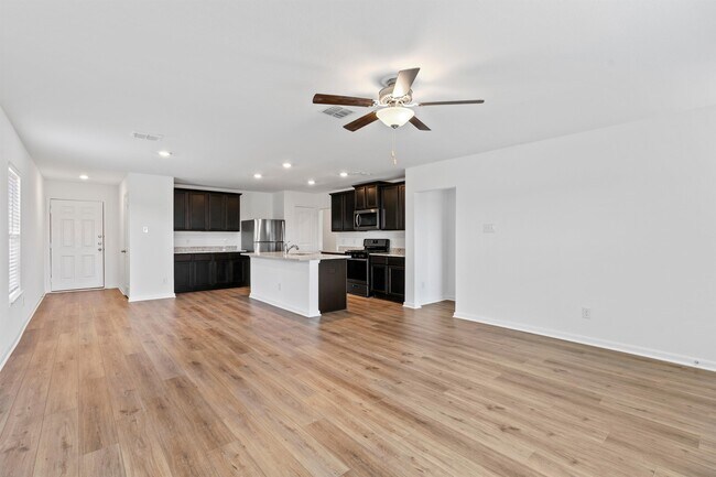 Building Photo - 4010 Mistyrock Wy
