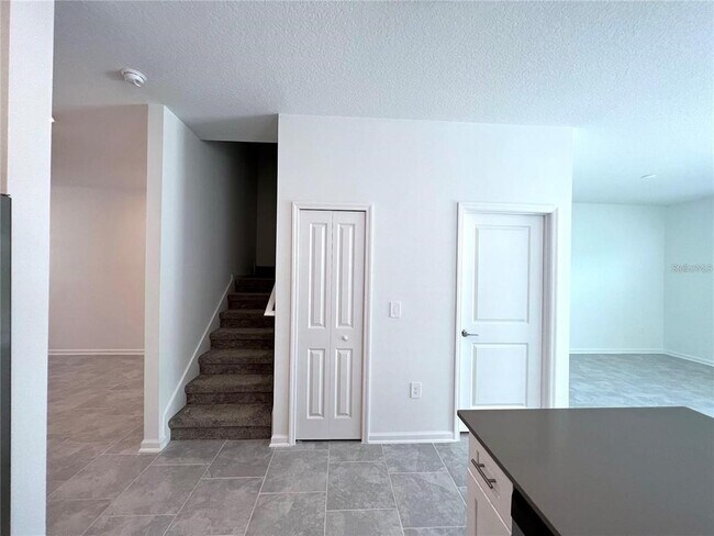 Foto del edificio - 7564 Stone Crk Trl