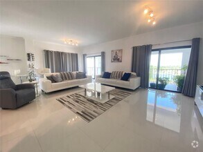 Building Photo - 5415 Collins Ave