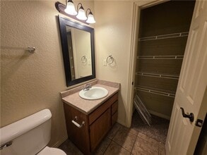 Building Photo - 3586 W Chevaux Dr