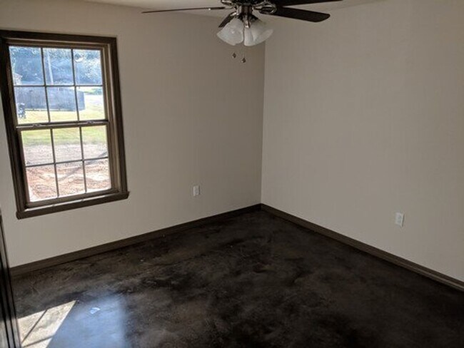 Foto del edificio - 38 W Center