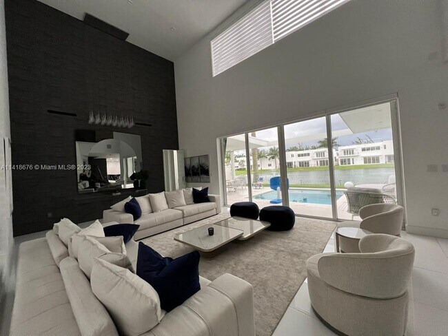 Foto del edificio - 10242 NW 75th Ter