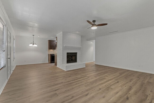 Foto del edificio - Excellent 3-2-2 Flower Mound Home located ...