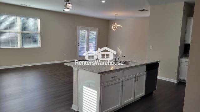 Foto del edificio - 5518 Waverly Park Dr