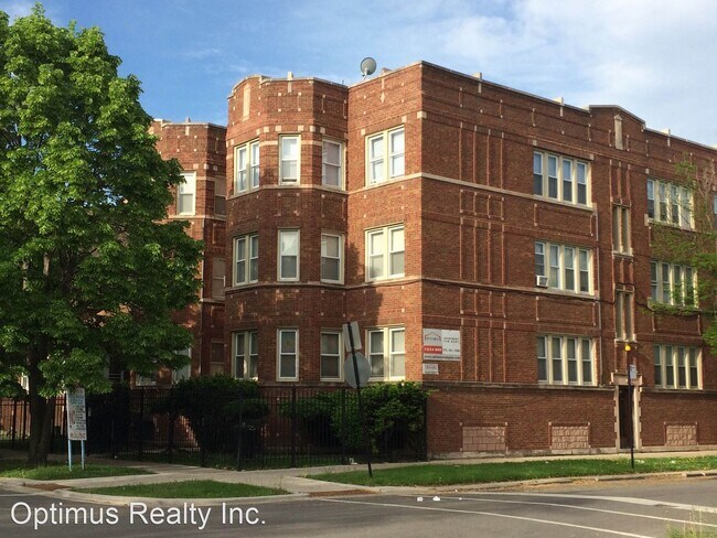 Foto del edificio - 8000 S Marshfield Ave
