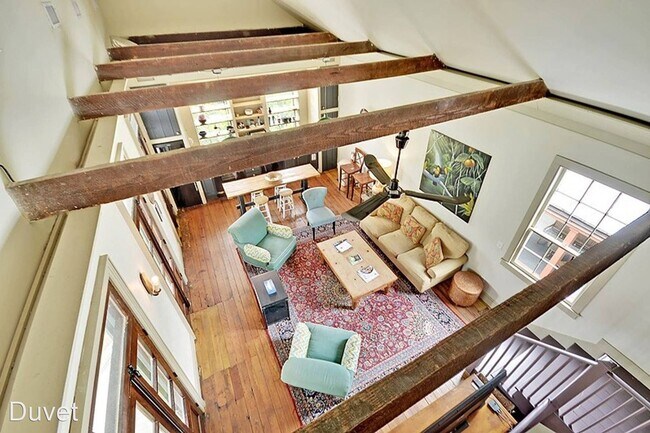 Foto del edificio - 3 br, 3 bath House - 264 Ashley Avenue B