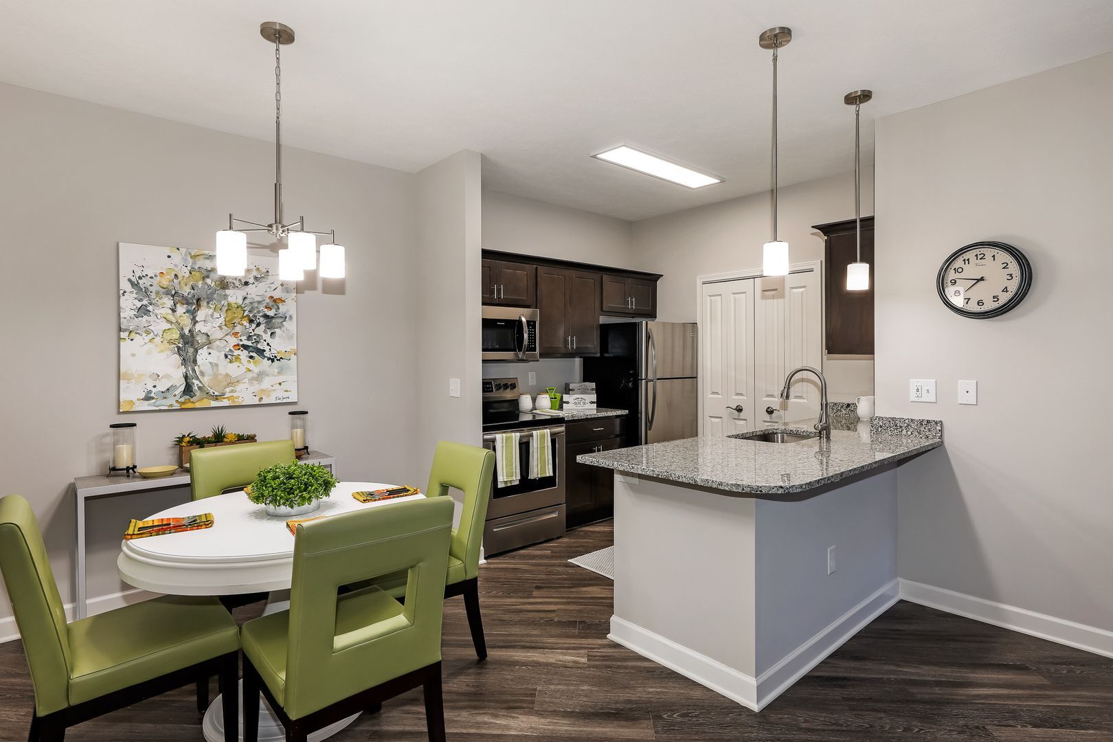 The Orchard – Aspen 2: First Floor, 2 Bedroom Suite with Two ...