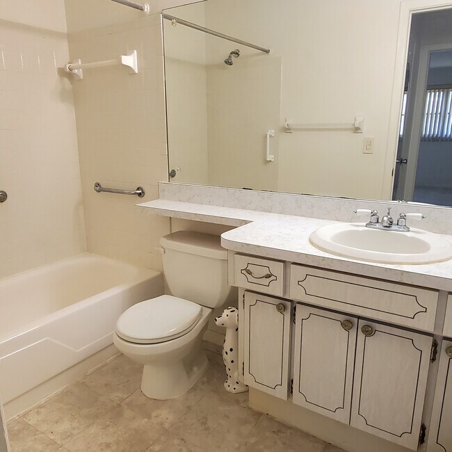 Bathroom - 6775 Armand Pl N
