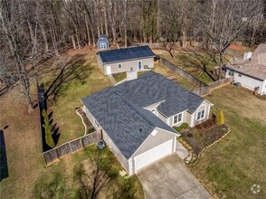 Building Photo - 3690 Drew Rd