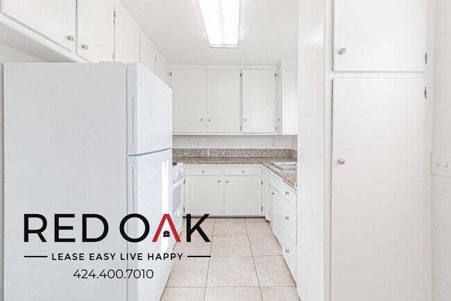 Foto del edificio - 4846 Hazeltine Ave