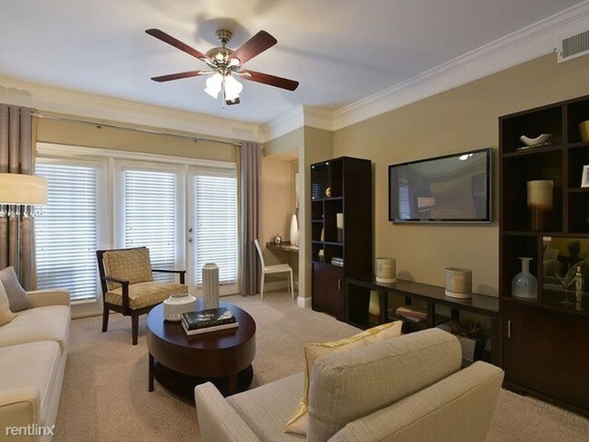 Foto del edificio - 2 br, 2 bath  - 1445 Monroe Dr NE Apt C18