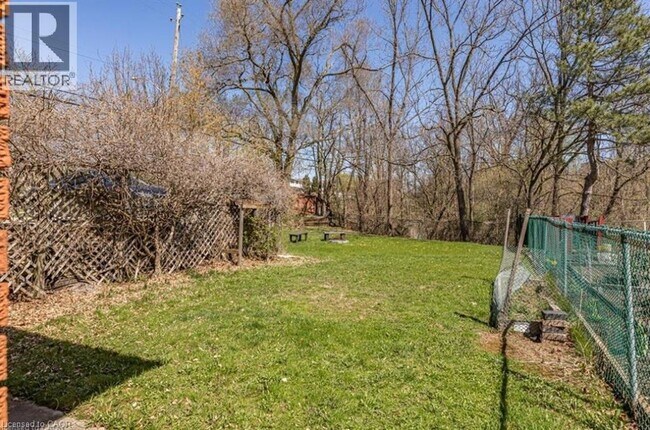 Photo du bâtiment - 3 Veevers Dr