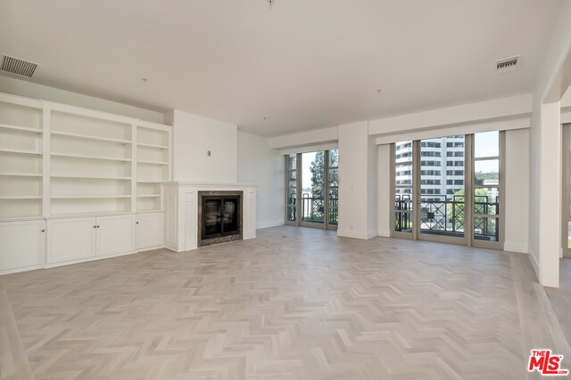 Building Photo - 10580 Wilshire Blvd