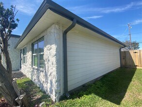 Building Photo - 4963 Culmore Dr