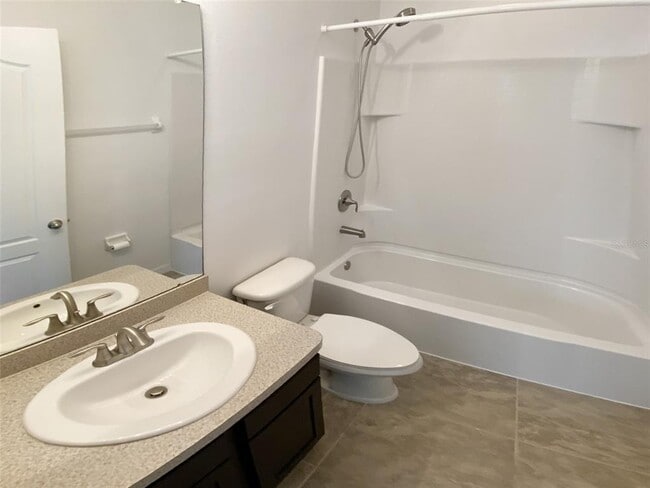 Building Photo - 3943 Claybrook Dr