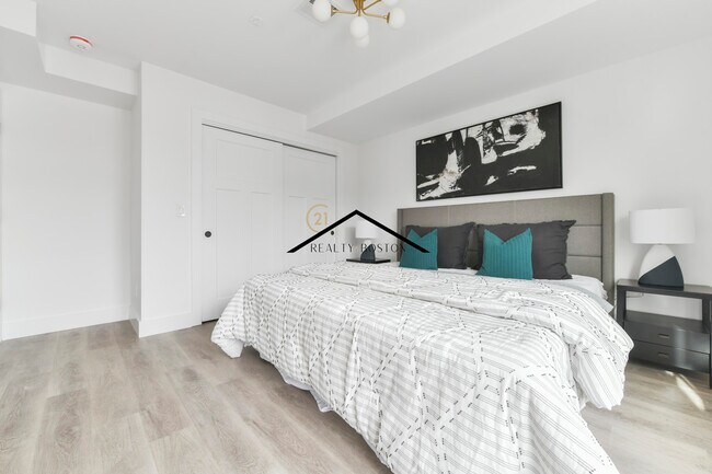 Foto del edificio - 280-282 Sumner St