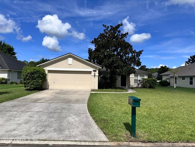 Building Photo - 4545 Golf Ridge Dr