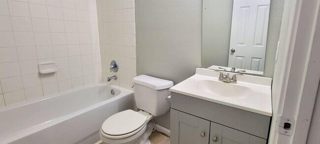 Building Photo - 12277 Ridgecrest Dr