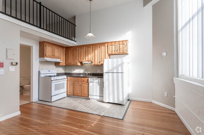 Sala de estar, estudio - 278 Main