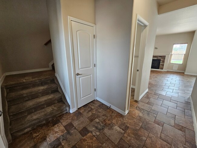 Building Photo - 2063 Velliquette Ln