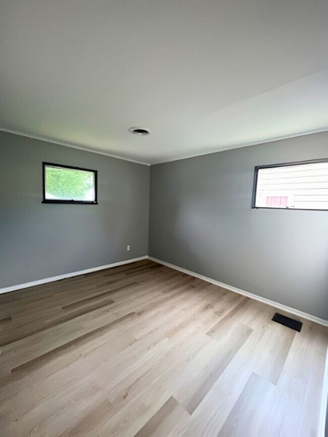 Foto del edificio - Fully Renovated 3-Bed Home w/ Designer Kitchen & Garage