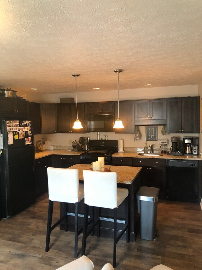 Foto del edificio - 339 Sweetbriar St