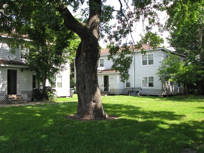 Building Photo - 3019 Truxillo St