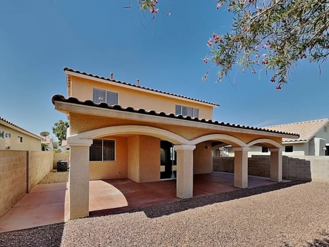 Building Photo - 6043 Halehaven Dr
