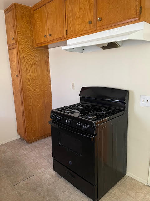 Building Photo - 338 N Howard St