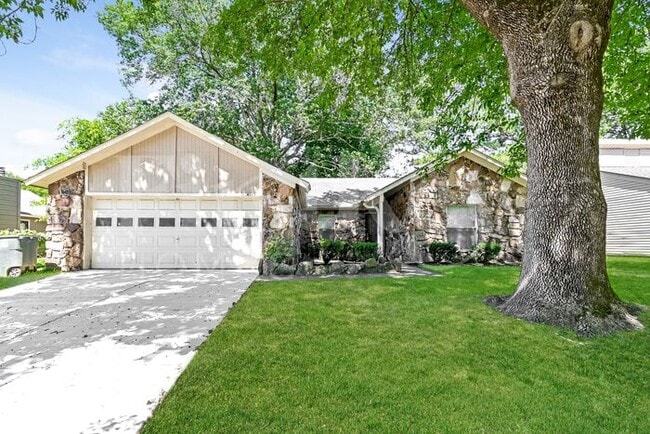 Building Photo - 4585 Knotty Oaks Dr