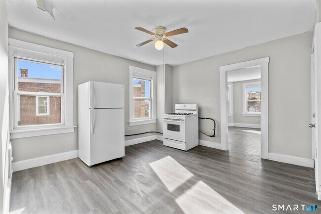 Foto del edificio - 313 High St