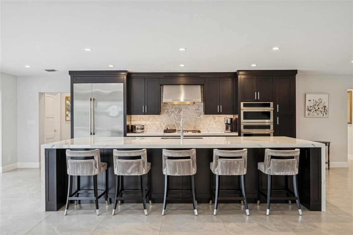 Foto principal - 2657 NE 26th St