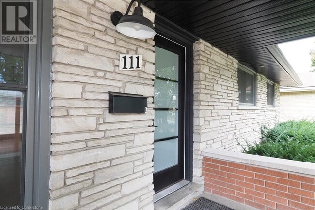 Building Photo - 111 Midland Dr