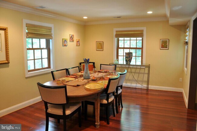 Foto del edificio - 4116 Blackthorn St